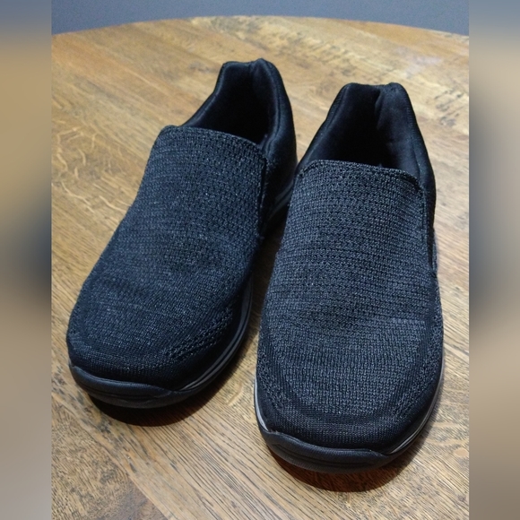 Skechers Relaxed Fit Memory Foam GOMEL Black Slip-On Mens Shoes Sz 11 Air Cooled - Picture 9 of 9